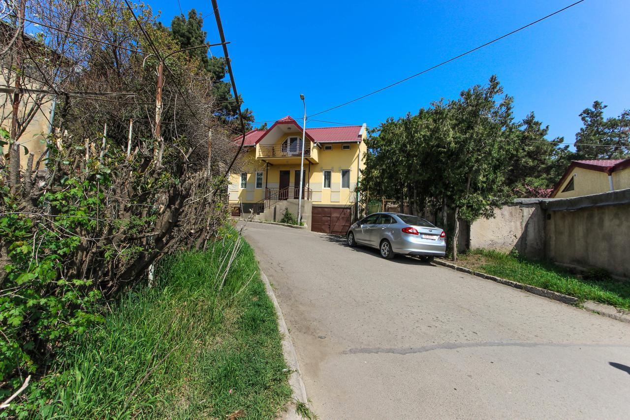Apartment Gardens 44 Tbilisi Bagian luar foto